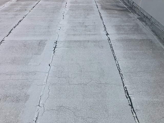 亀裂の発生にご注意